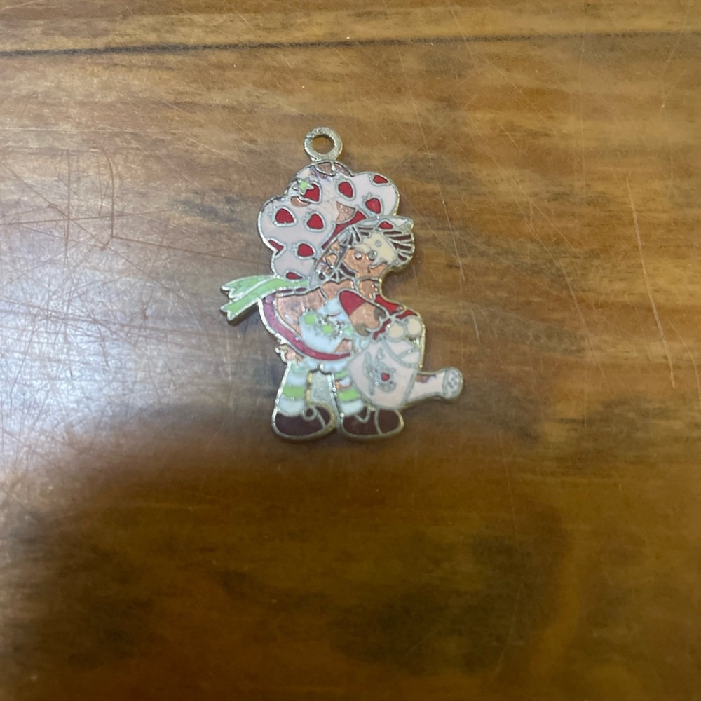 Vintage 1980 Strawberry Shortcake Metal Pendant kids jewelry collectible cute